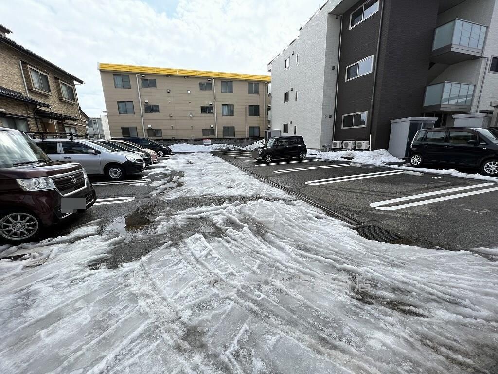 シャーメゾン上所の物件外観写真