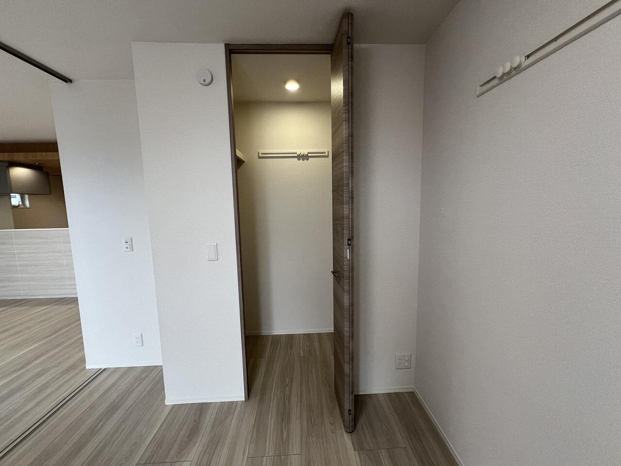 D-ROOMヴェルザンディの物件内観写真