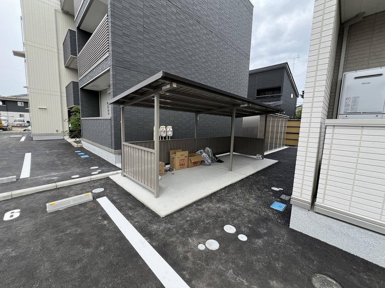 D-ROOMスクルドの物件外観写真