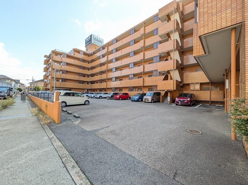 ダイアパレス女池上山602の物件外観写真