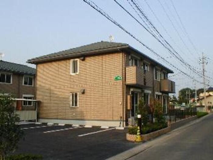 グランモア倉 Ａの物件外観写真