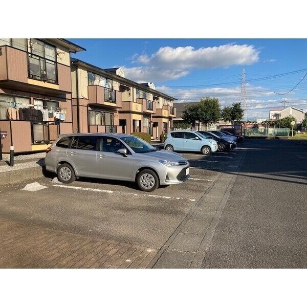 サンシャトレAの物件外観写真