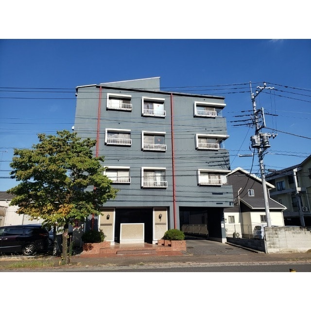 ツルオカハイツの物件外観写真