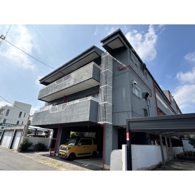 ツルオカハイツの物件外観写真