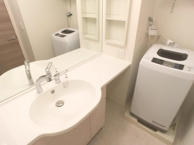 Ｒｏｙａｌ Ｗｉｔ Ｅの物件内観写真