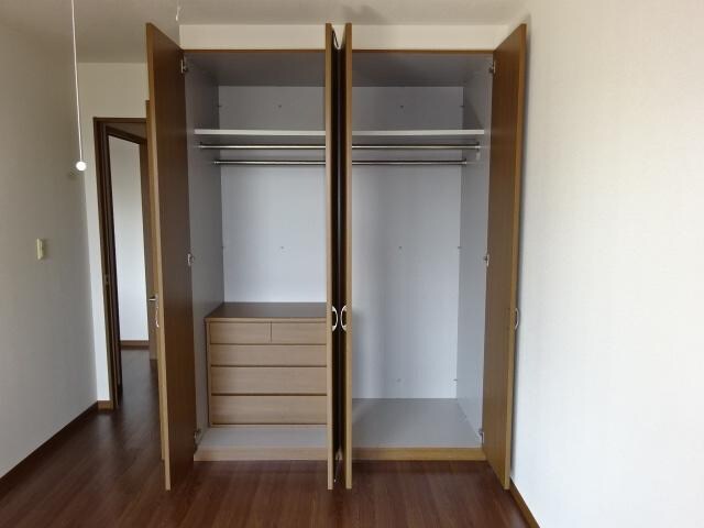 サンセットヒルズの物件内観写真