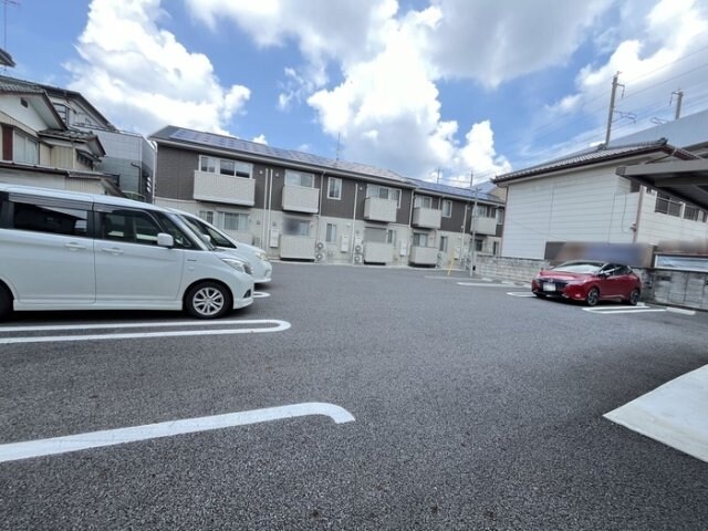 オリーブ ガーデンの物件外観写真