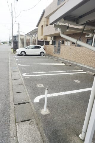 オーシャンの物件外観写真