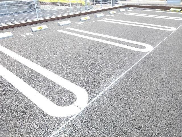 シャン・ド・フルールⅧの物件外観写真