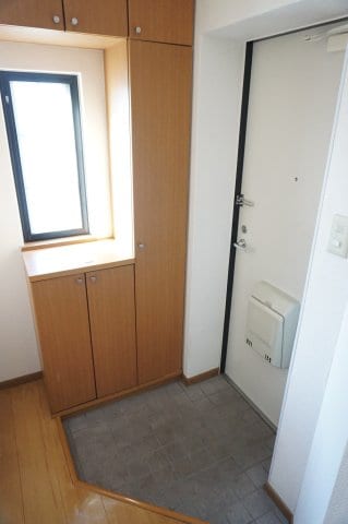 エレガンスヴィラ城南Bの物件内観写真