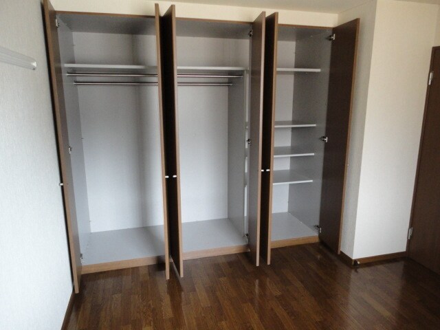 サン・グレイスヴィラの物件内観写真