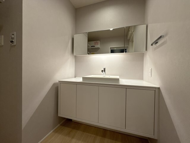 ザ　グランド　自治医大の物件内観写真