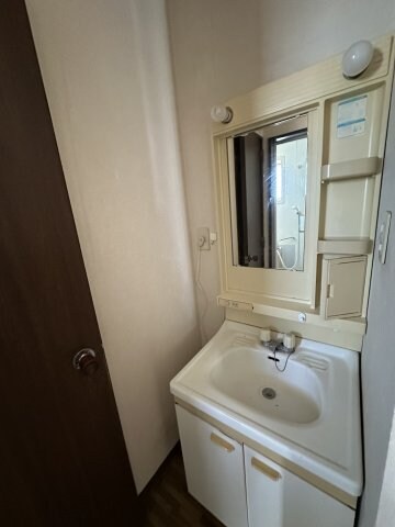 ビバリーヒルズＢの物件内観写真