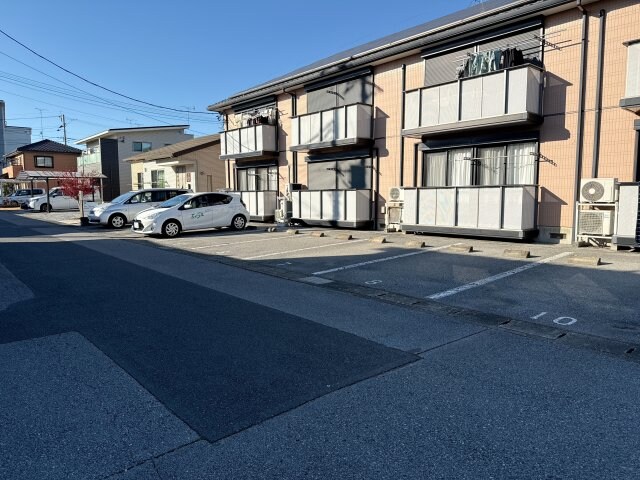 クレストコートの物件外観写真