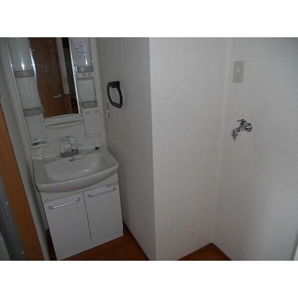 サンフローレハイツの物件内観写真