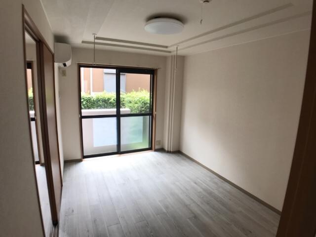 サウス・フォレストＡの物件内観写真