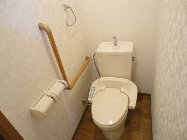 サウス・フォレストＡの物件内観写真