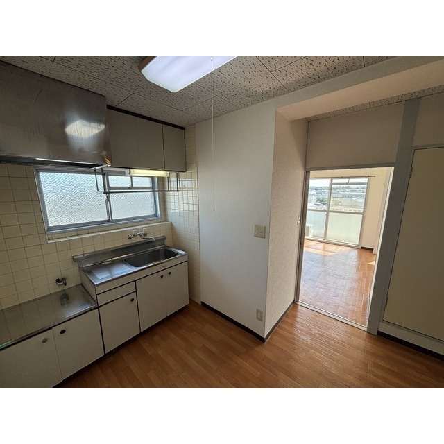 アルバスクエアの物件内観写真