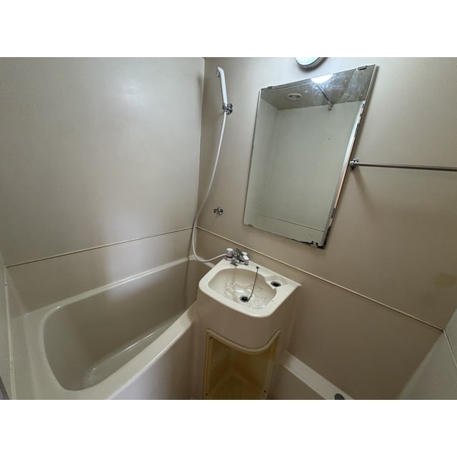 アルバスクエアの物件内観写真