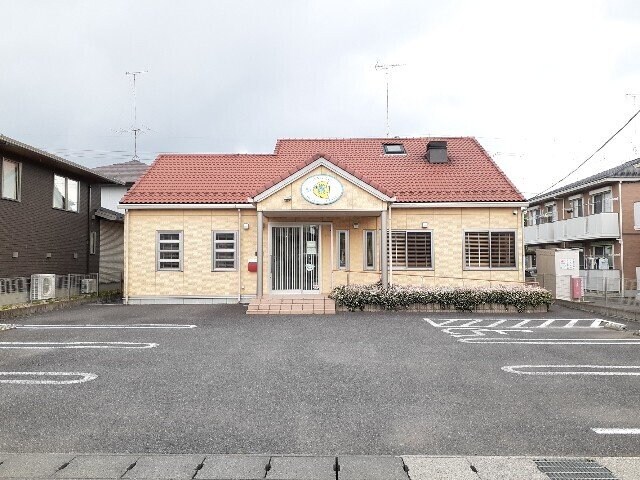 ニラ・エミネンス　Ａの物件外観写真