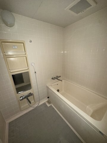 ルミエール薬師寺の物件内観写真