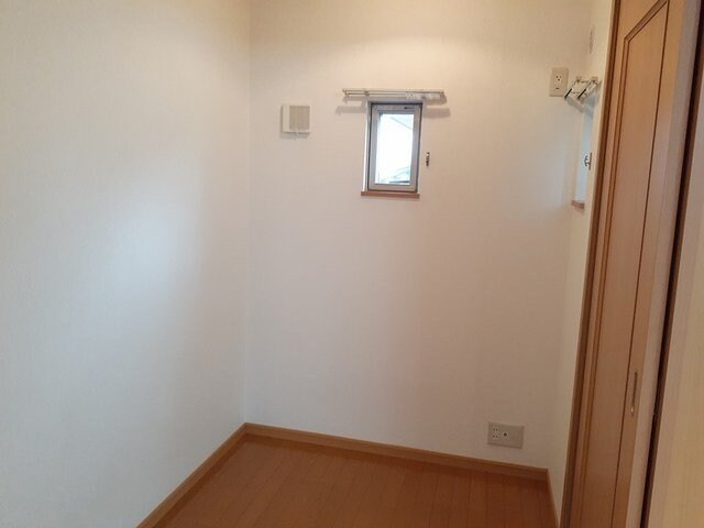 カレント　Ａの物件内観写真