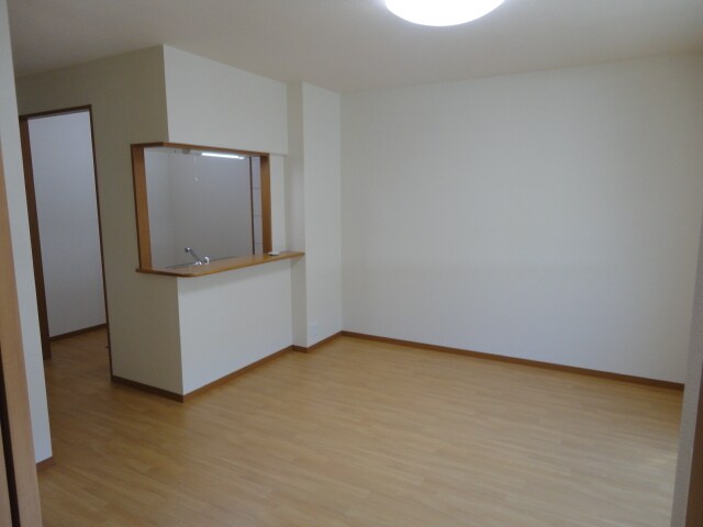 ヴィーブル　ハイツＡの物件内観写真