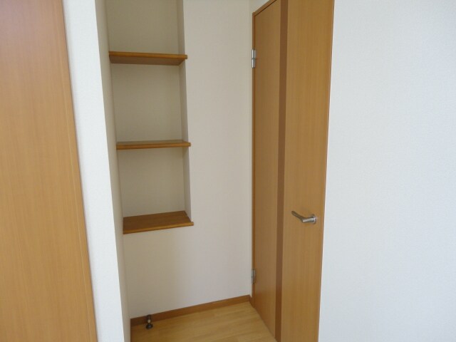 ヴィーブル　ハイツＡの物件内観写真