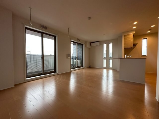 自治医大駅 徒歩3分 3階の物件内観写真