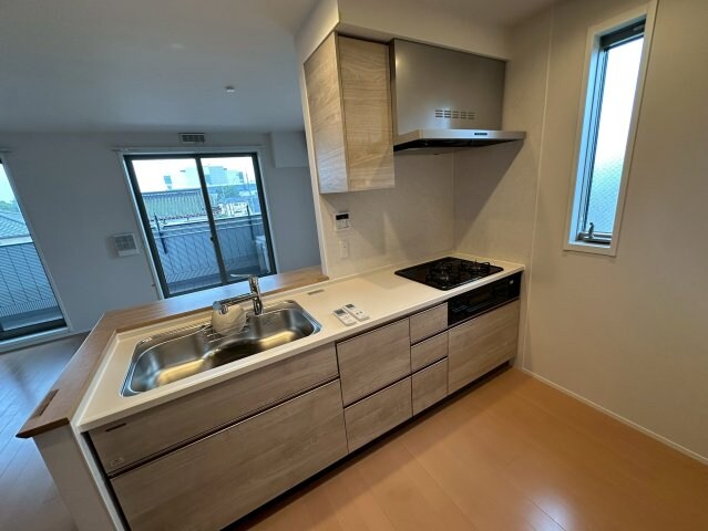 自治医大駅 徒歩3分 3階の物件内観写真