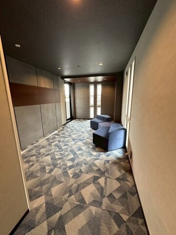 自治医大駅 徒歩3分 3階の物件外観写真