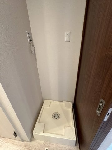 自治医大駅 徒歩3分 3階の物件内観写真