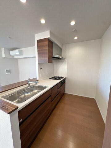 自治医大駅 徒歩3分 3階の物件内観写真