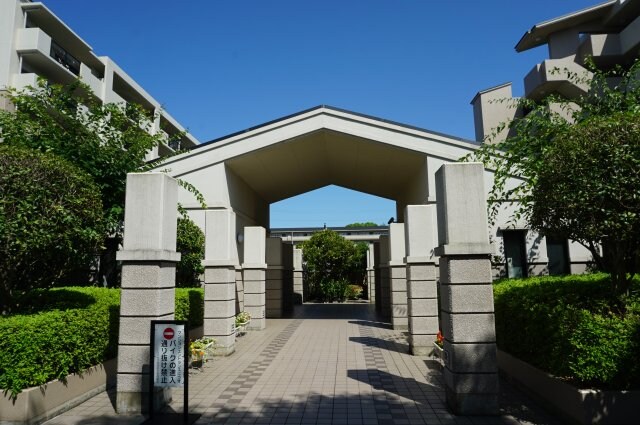 ミラパセオ自治医大壱番館の物件外観写真