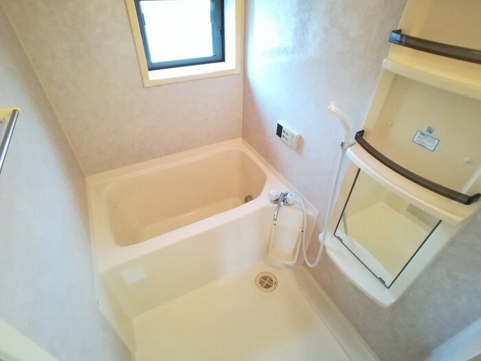 スクウェア･ヒル Ｅの物件内観写真