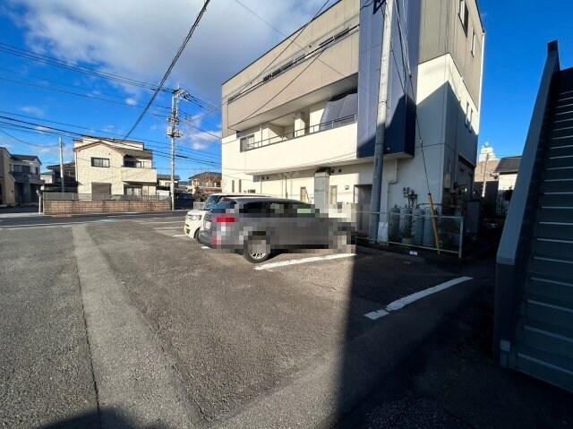 サンプレイスの物件外観写真