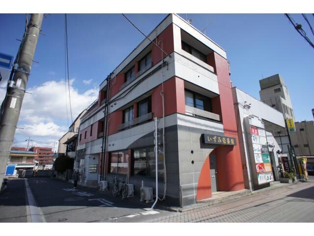 いずみ壱番館の物件外観写真