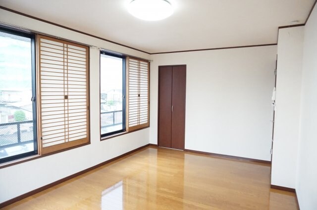 いずみ壱番館の物件内観写真