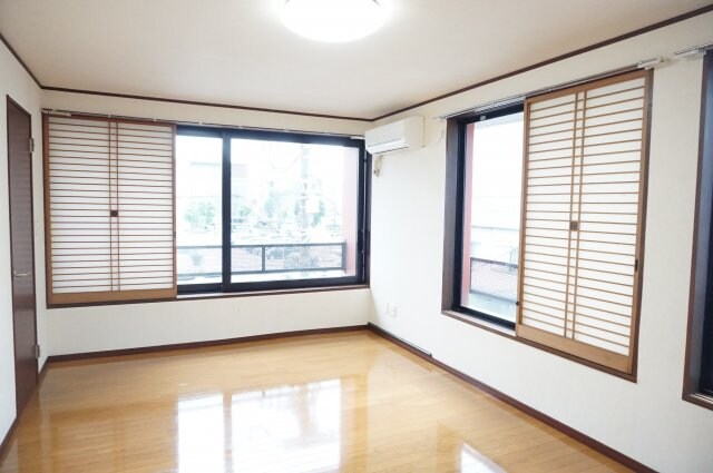 いずみ壱番館の物件内観写真