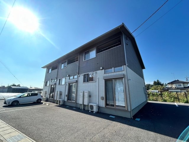 ラヴィーヌ中丸の物件外観写真