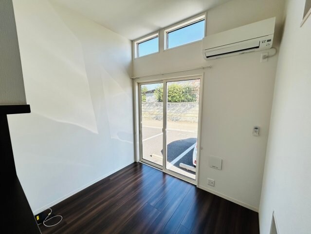 ラヴィーヌ中丸の物件内観写真