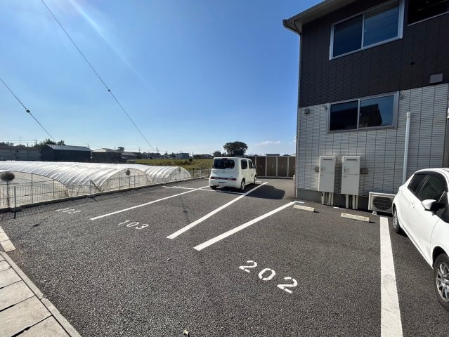 ラヴィーヌ中丸の物件外観写真