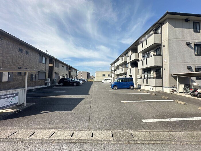 サニーウッド Ｂの物件外観写真