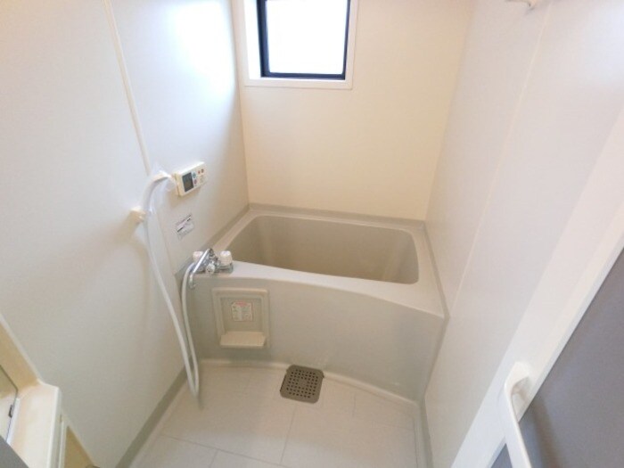 ラスリーズの物件内観写真