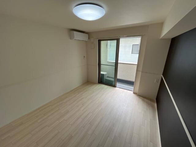 ロンド・ベル（LONDO BELL）の物件内観写真