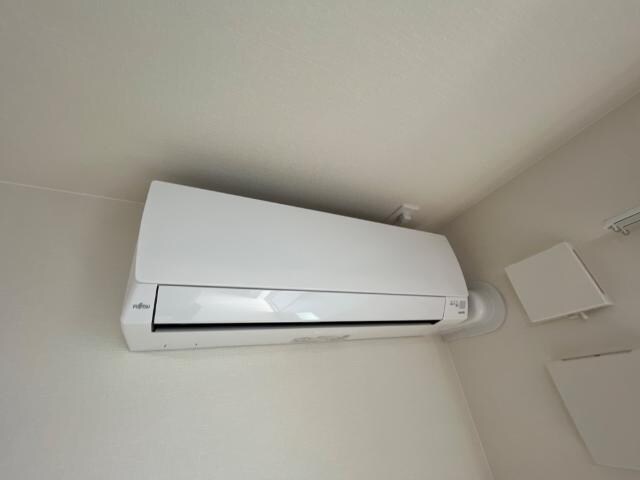 ロンド・ベル（LONDO BELL）の物件内観写真