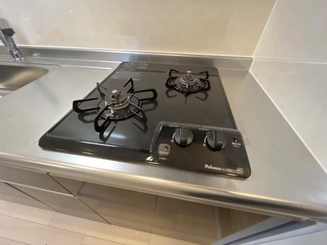 ロンド・ベル（LONDO BELL）の物件内観写真