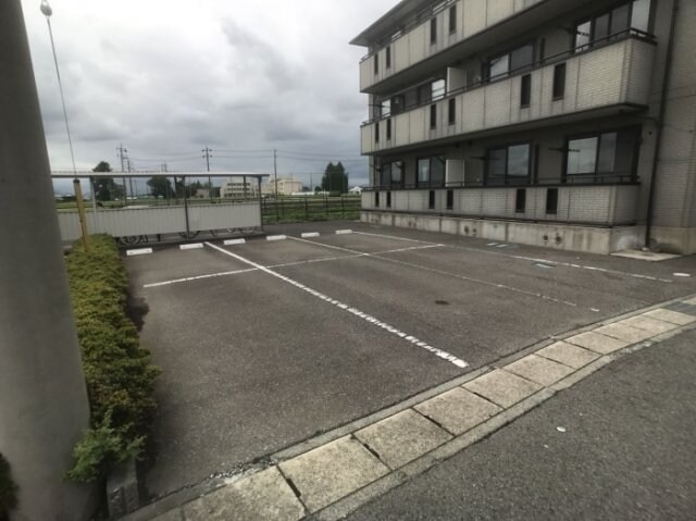 プラト･ビラ Ｃの物件外観写真