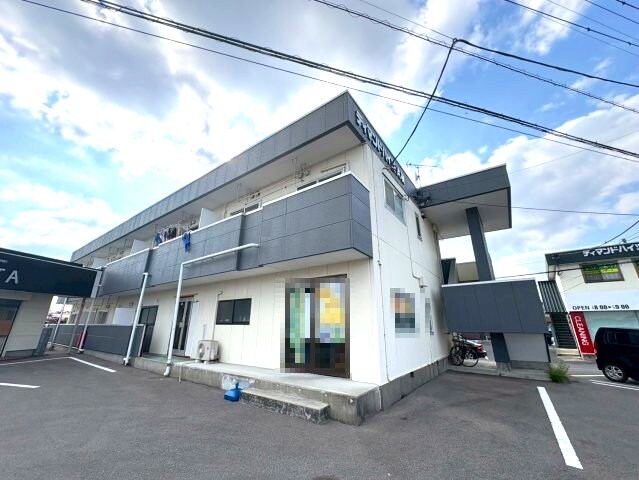 ディマンドハイツAの物件外観写真