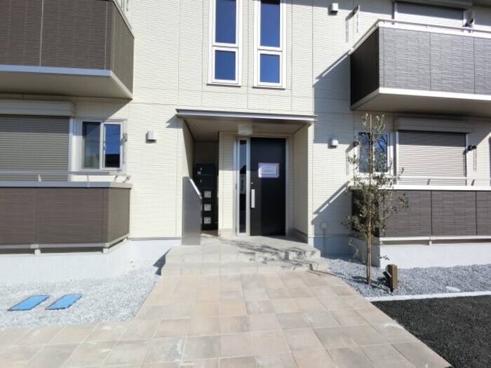 イーストコート Ｂの物件外観写真